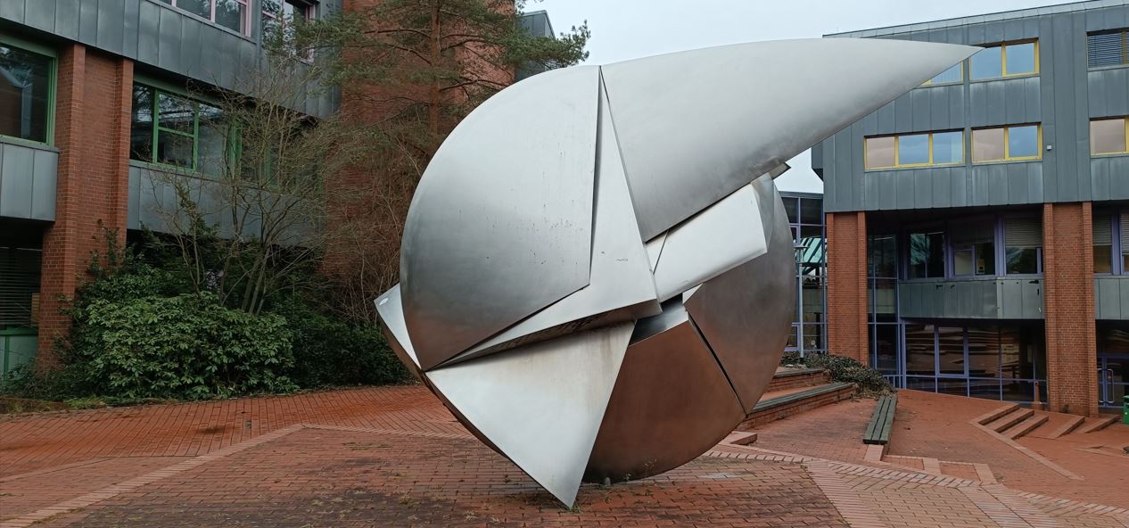 Plastik aus Edelstahlblech von Erich Hauser 1984